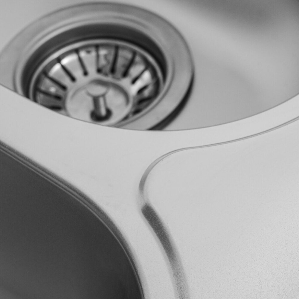 Фото - Кухонна мийка з нержавіючої сталі Platinum САТИН 7850D (0,8/180 мм)