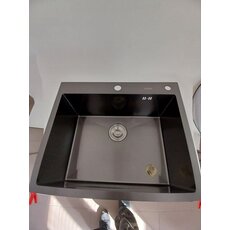 Кухонна мийка 60*50 PVD чорна Valeso Handmade (сифон круглий, 3,0/0,8)